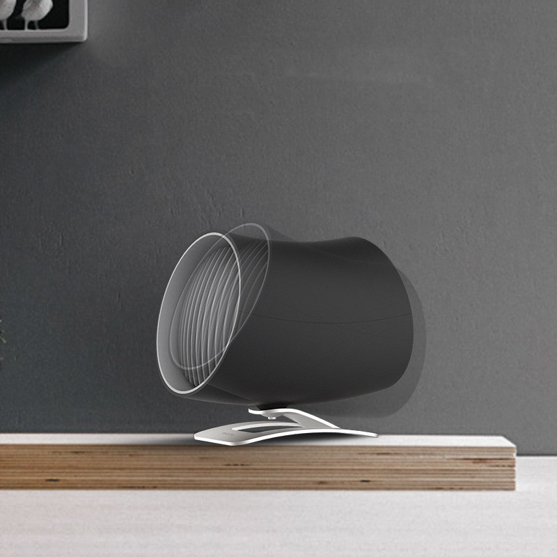 Ventilateur de bureau silencieux TechNova sur un bureau